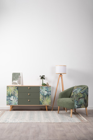 Комод Маттиас 16.245 дымчатый зеленый K521, гикори рокфорд натуральный KO86 PW, белый PE шагрень, фотопечать